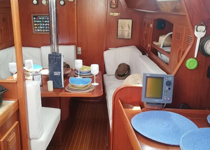 Boat-apartamento Flotante Cádiz.. La Juanita Arroyo *