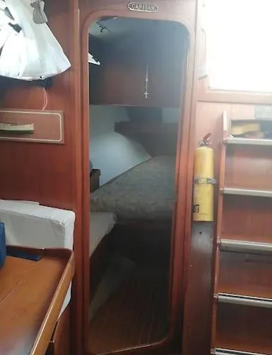 Boat-apartamento Flotante Cádiz.. La Juanita Arroyo