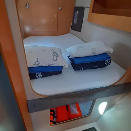 Boat-apartamento Flotante Cadiz.. La Juanita Arroyo