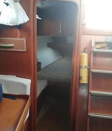 Boat-apartamento Flotante Cádiz.. La Juanita Arroyo