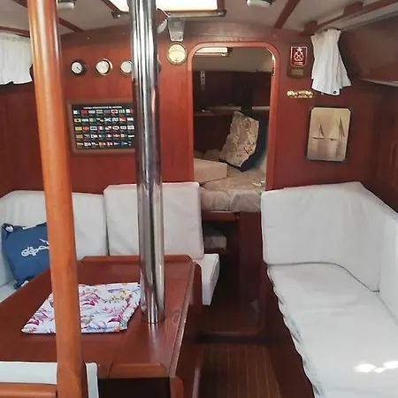 Boat-apartamento Flotante Cádiz.. La Juanita Arroyo Cádis