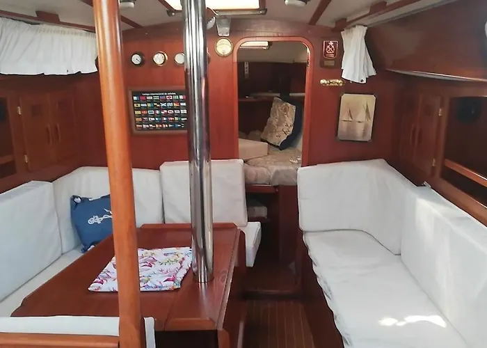 Boat-apartamento Flotante Cadiz.. La Juanita Arroyo كاديز